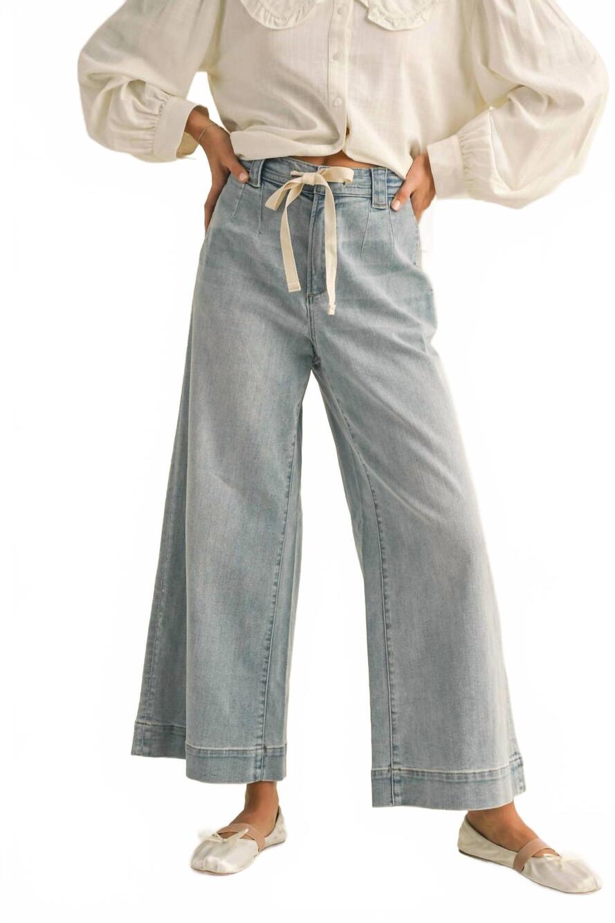 NEW MIOU MUSE cindy washed denim pants in light blue